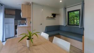 Campings Camping Vittel : photos des chambres