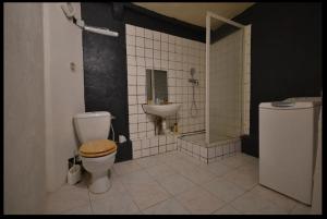 Appartements Studio VILLAGE 2eme etage : Studio