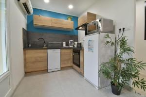 Appartements Appartement Le 16, 2 chambres, tout confort, avec terrain : photos des chambres