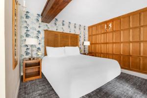 Studio Apartment room in Thurnham Hall By Diamond Resorts