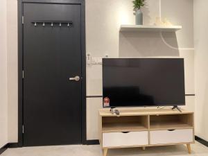 Neu Suites by JS Home