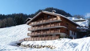 Appartements Appartement chaleureux, 8 personnes, 3 chambres - COEUR12 : photos des chambres