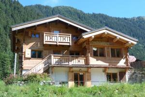 Chalet près des pistes, 8 personnes, 4 chambres - CH11