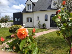 Villas Goueltoc-piscine - spa - 100m plage : photos des chambres