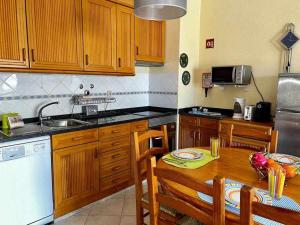 Infante Sagres by FHR1º linha da praia