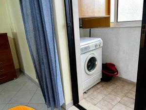 Infante Sagres by FHR1º linha da praia