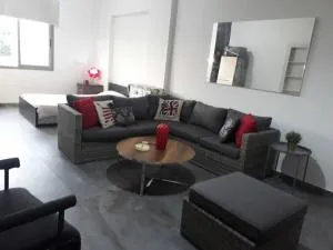 Studio In Dbayeh In A Prime Location, Wifi, 38sqm - Dbayeh