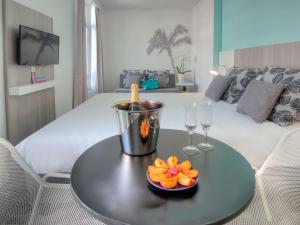 Hotels Ibis Styles Nice Centre Gare : photos des chambres