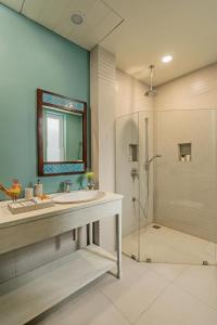 LohonoStays Villa Vinayalam