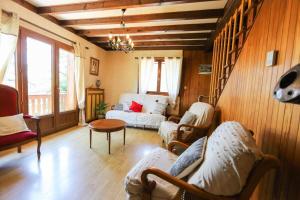 Chalets Family cottage and its greenery : photos des chambres