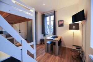 Appartements Le Petit Plus - studio confortable avec parking : photos des chambres