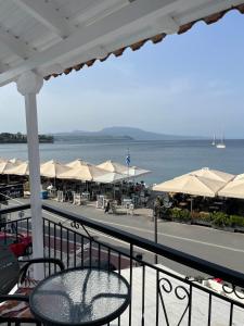 KORONI MARE FRONT HARBOR