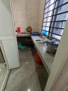 3号房有厕所厨房冰箱洗衣机
