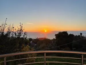 Bayview Bliss - Koumoundhoúros