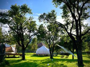 Flores Garden Glamping