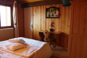 B&B / Chambres d'hotes B&B Chalet La Providence : photos des chambres