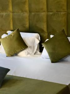 Deluxe Suite with Spa Bath room in Hotel Masaniello Luxury