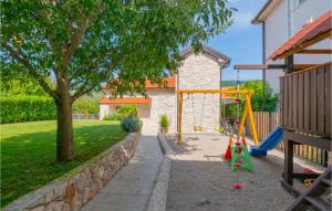 Gorgeous Home In Donji Prolozac With Kitchen