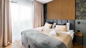 Wonder Home - Domki Hillside tuż przy stoku narciarskim - na terenie kompleksu plac zabaw i zewnętrzna siłownia, sklep, parking