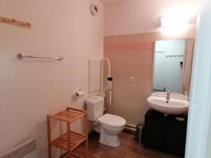 Appartements Appartement Saint-Francois-Longchamp, 3 pieces, 6 personnes - FR-1-635-61 : photos des chambres