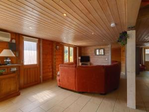 Riverside Chalet Retreat