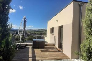 Studio indépendant de 28 m2, avec vue magnifique.