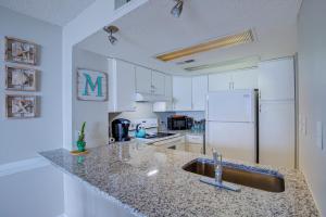 St Regis 1305