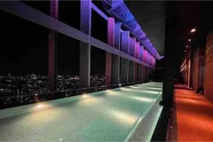 [Sky Infinity Pool] Modern Suite @ Mid Valley KL - Kampong Pasir