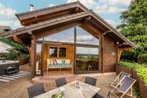 Panoramic Chalet Hot Tub, BBQ, view, terrace - Jünkerath