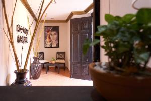 Hostal Ixchel - AC, WiFi & Tours in Valladolid Downtown