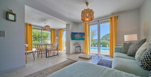 Villas Villa bleu Tropez : photos des chambres
