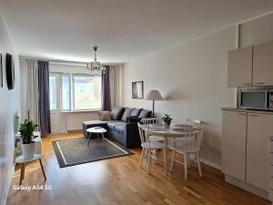 City Apartment Kirkkokatu 10, ilmainen kadunvarsipysäköinti