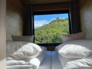 Bergchalet auf Stelzen - Lug