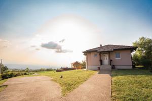 Zlatni Prag - Kraljevo - 4-star hotels in Kraljevo