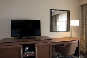 Queen Room with Two Queen Beds - Non-Smoking room in Hampton Inn - Paragould