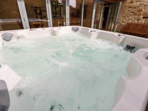 Carines Barns - Wesley Barn