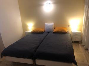 B&B / Chambres d'hotes Chambre pratique avec Wc et vasque attenant du rucher naturaile : photos des chambres