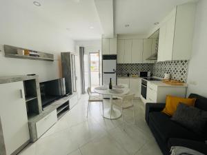 Modern apartment in Los Cristianos
