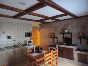 Apartamentos Turisticos El Refugio