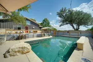 Texas Wine Country Home on 3 Acres! - Morris Ranch
