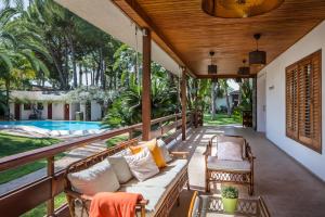El Oasis Villa Resort
