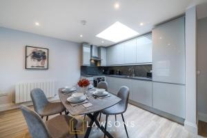 Penthouse Living by Lawsons