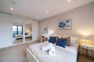 Penthouse Living by Lawsons