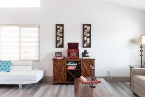 1900 Sqft House 5beds,3bath With heated Pool,spa,bbq