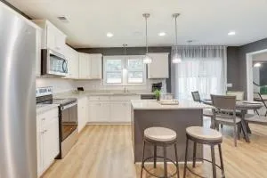 Vibe Villa with Backyard about 8 Mi to Shaw AFB! - Burrows Crossroads