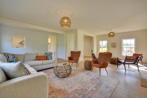 Timeless Hillsville Farmhouse Blue Ridge Parkway!