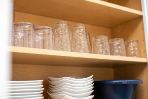 Beautiful 6 bed 3 bath home in quiet neighborhood