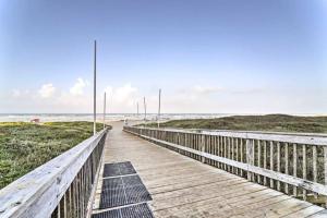 1 Bedroom Studio Near Beach w Pool & Amenities