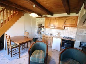 Maisons de vacances Gite Leucamp, 2 pieces, 2 personnes - FR-1-742-14 : photos des chambres