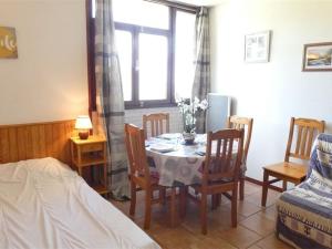 Appartements Studio Saint-Lary-Soulan, 1 piece, 4 personnes - FR-1-457-257 : photos des chambres